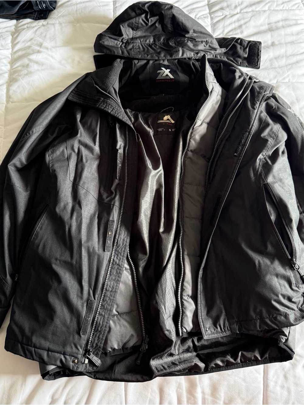 ZeroXposur Men's Black Hooded Puffer Jacket